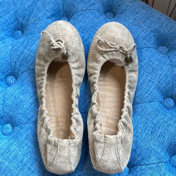 Beautiful in Person! Brushed gold Leather! - Picture 2 of 5